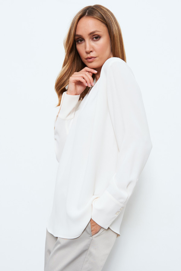 Блузка с длинными рукавами