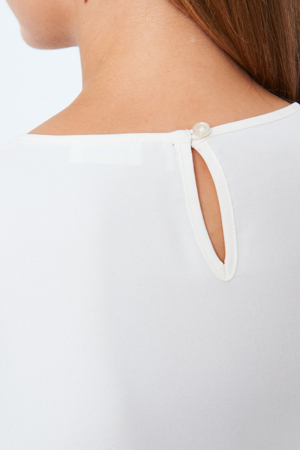 Блузка с длинными рукавами