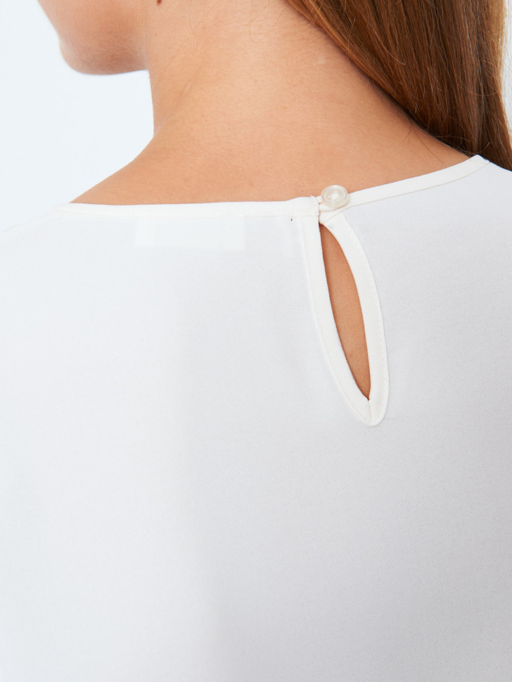 Блузка с длинными рукавами