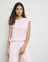 Блузка с короткими рукавами