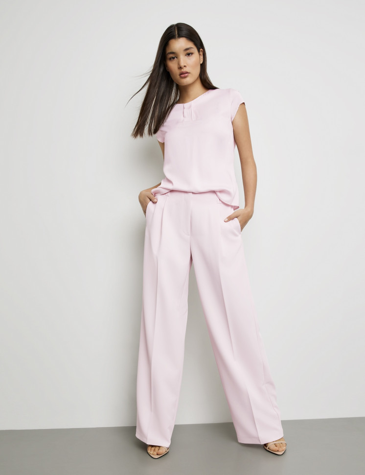 Блузка с короткими рукавами