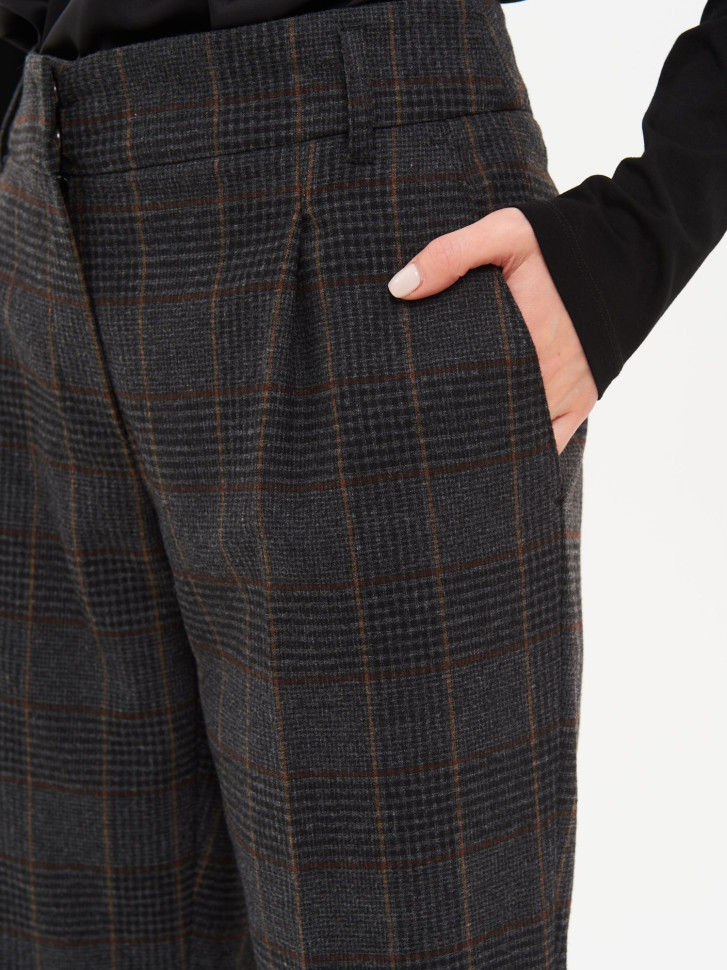 Брюки прямые в клетку