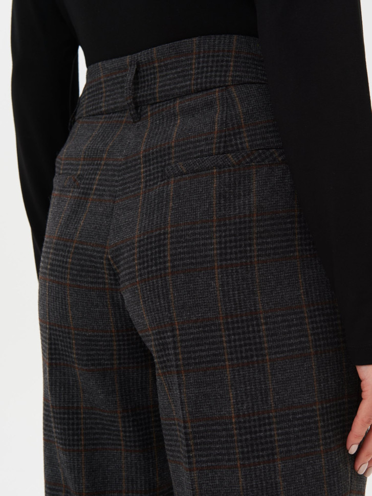 Брюки прямые в клетку