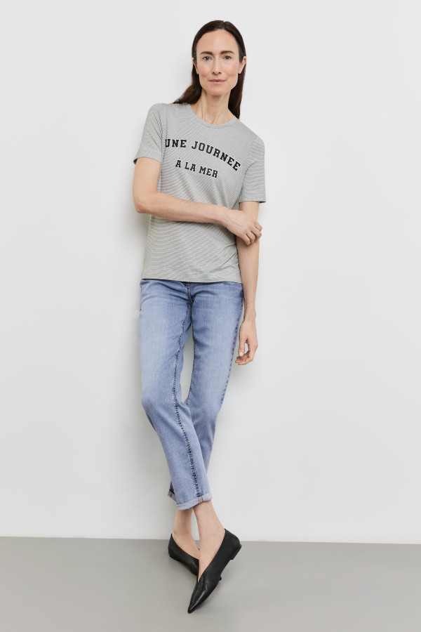 Футболка с надписью