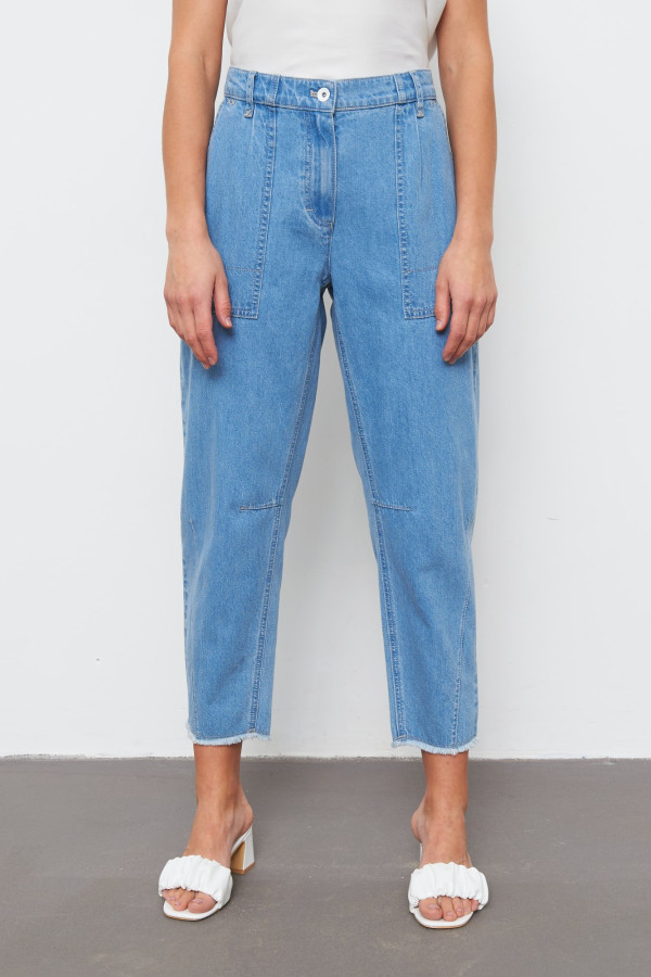 Джинсы свободного кроя