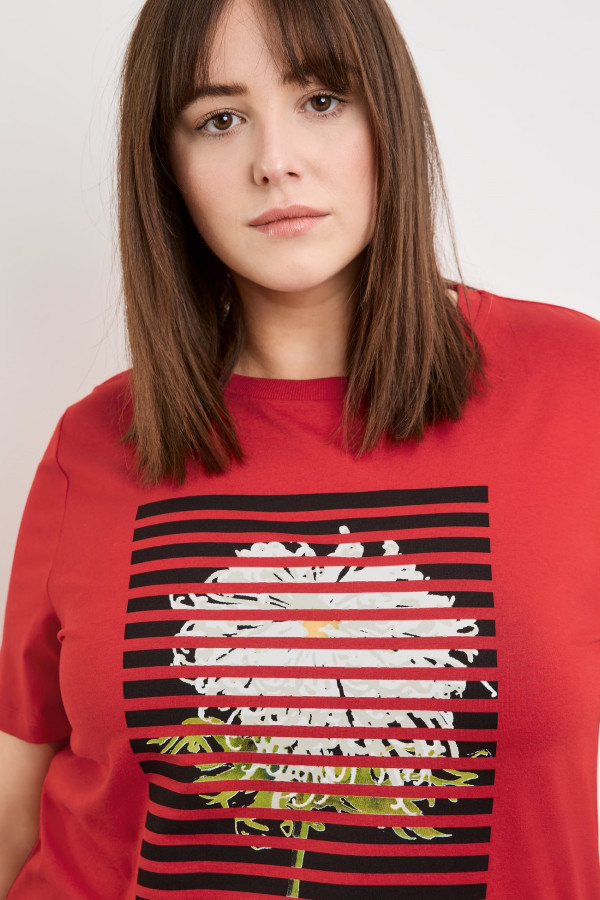 Футболка с принтом