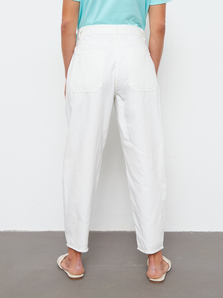 Джинсы свободного кроя