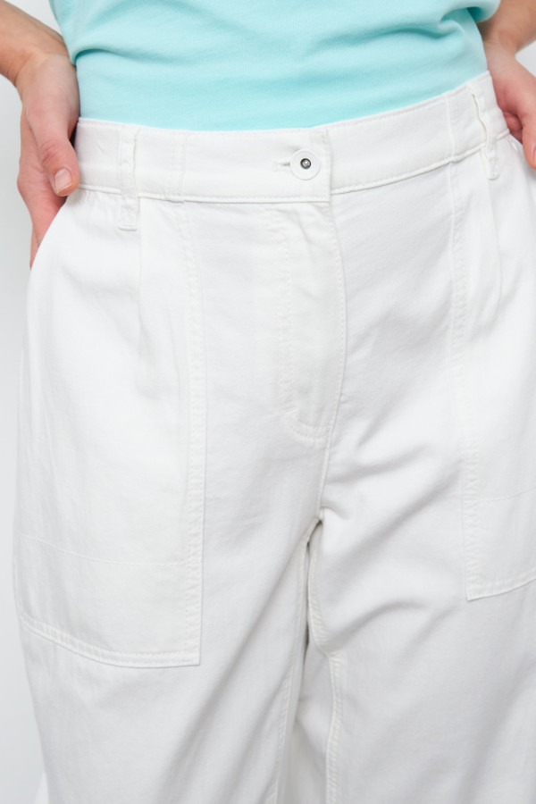 Джинсы свободного кроя