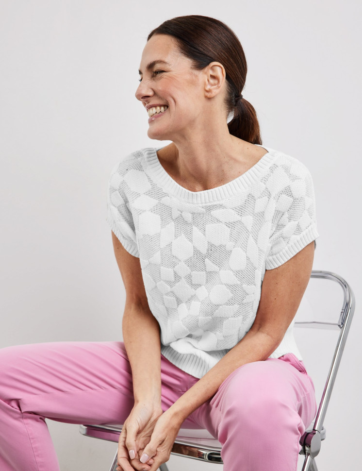 Джемпер ажурной вязки