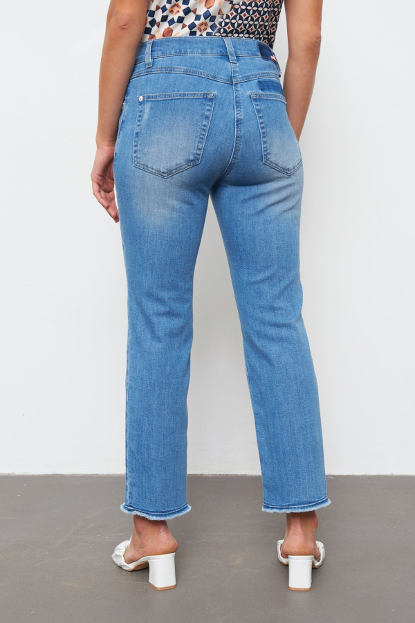 Джинсы с потертостями