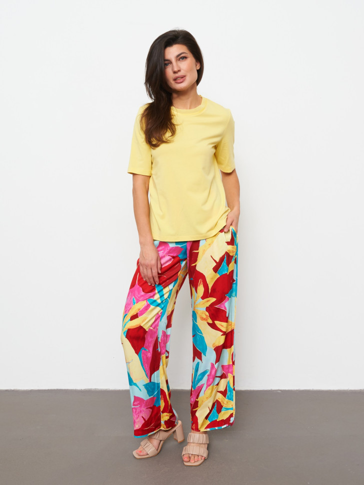 Футболка свободного кроя