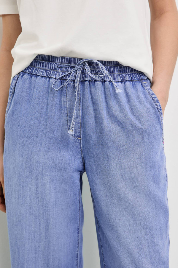 Брюки свободного кроя