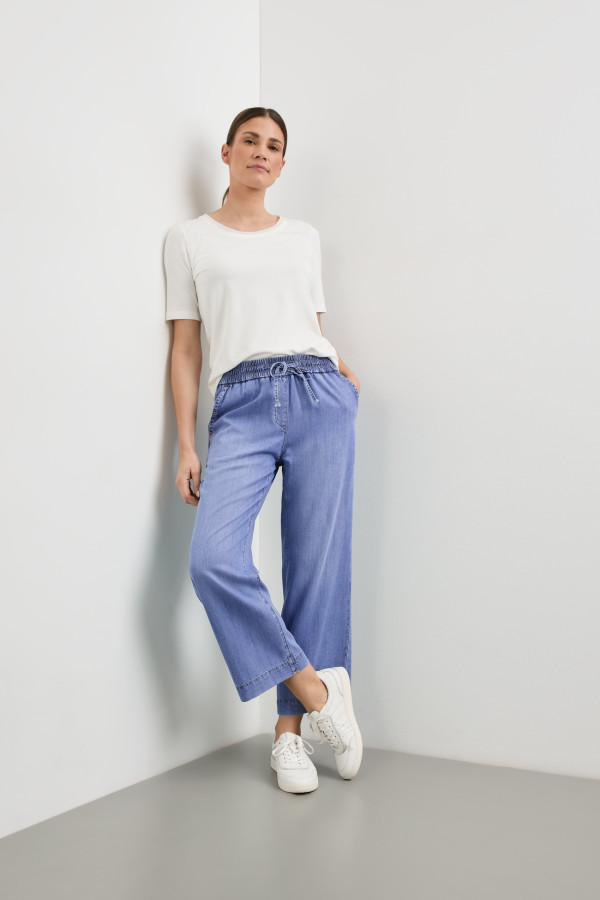 Брюки свободного кроя