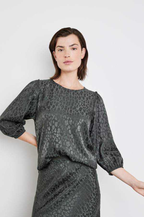 Блузка из 100% вискозы