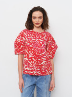 Блузка с объемными рукавами