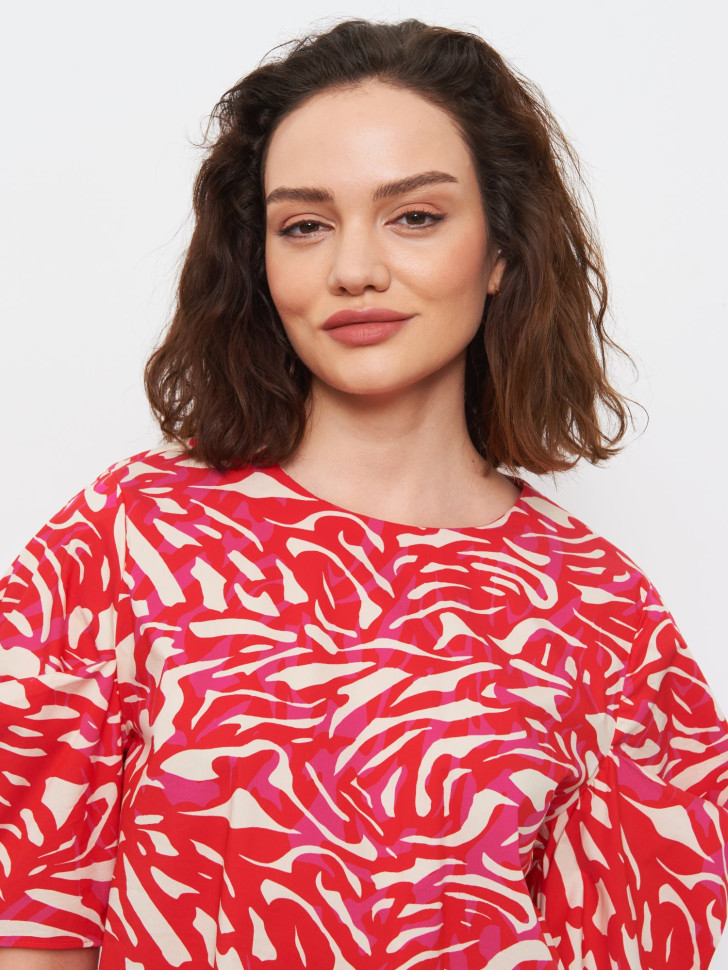 Блузка с объемными рукавами