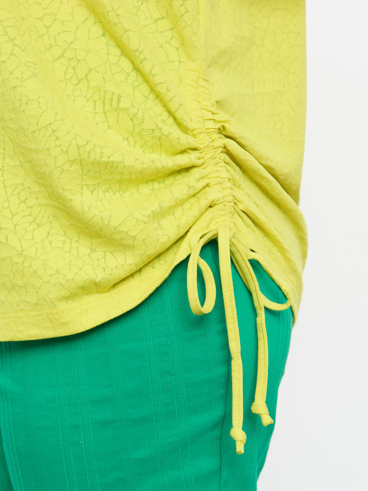 Футболка с завязками