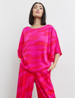 Блузка с широкими рукавами