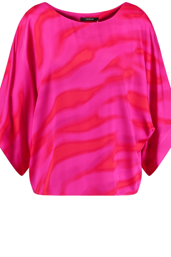 Блузка с широкими рукавами