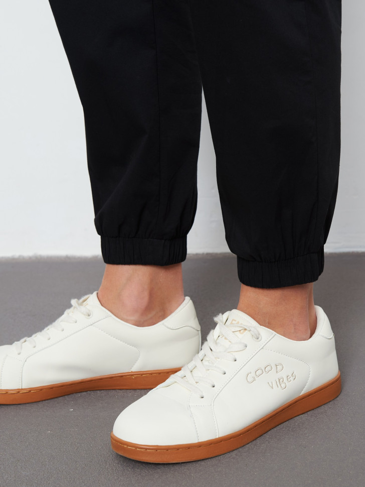 Брюки-джоггеры