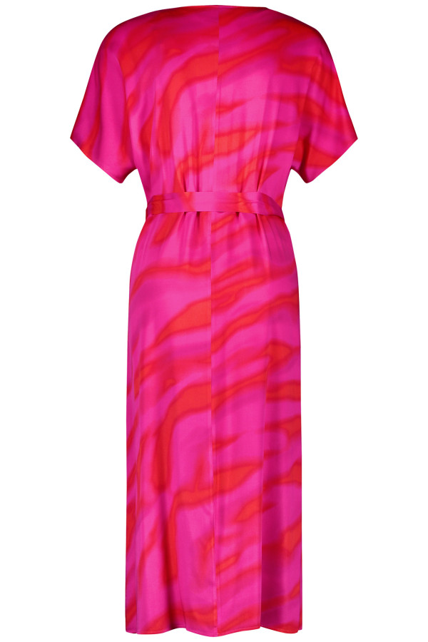 Платье с поясом