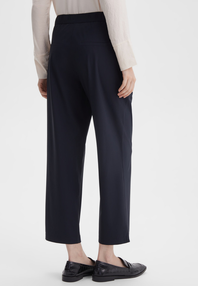 Брюки из эластичной ткани