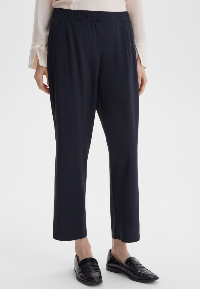 Брюки из эластичной ткани