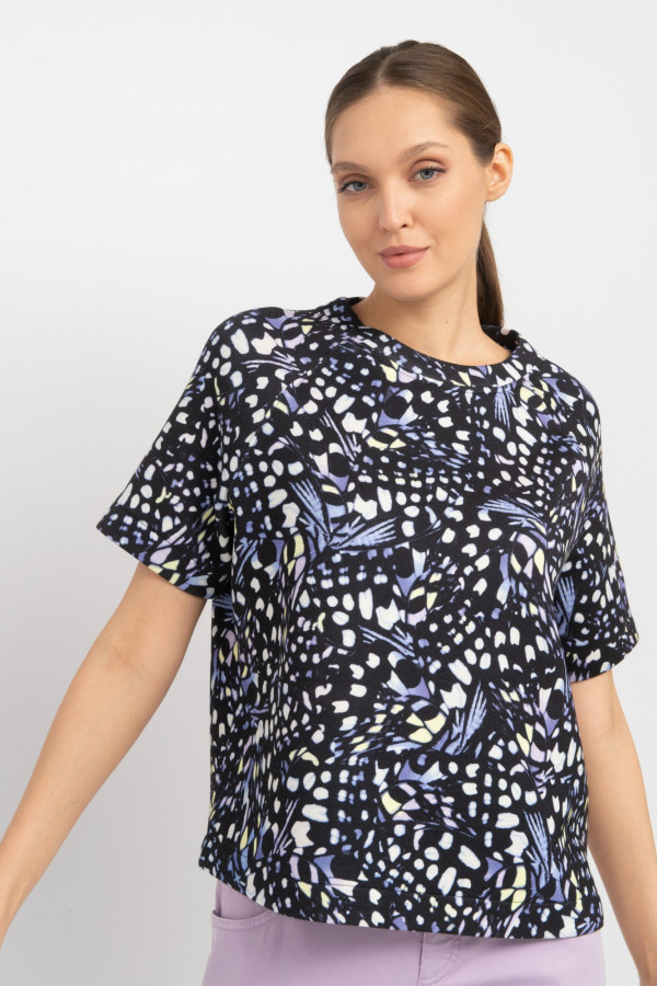 Футболка свободного кроя