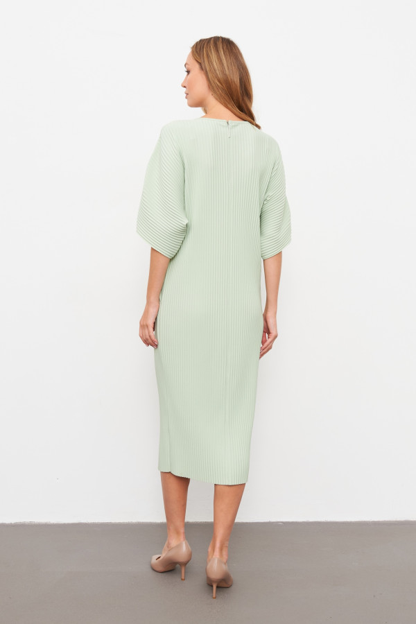 Платье плиссе