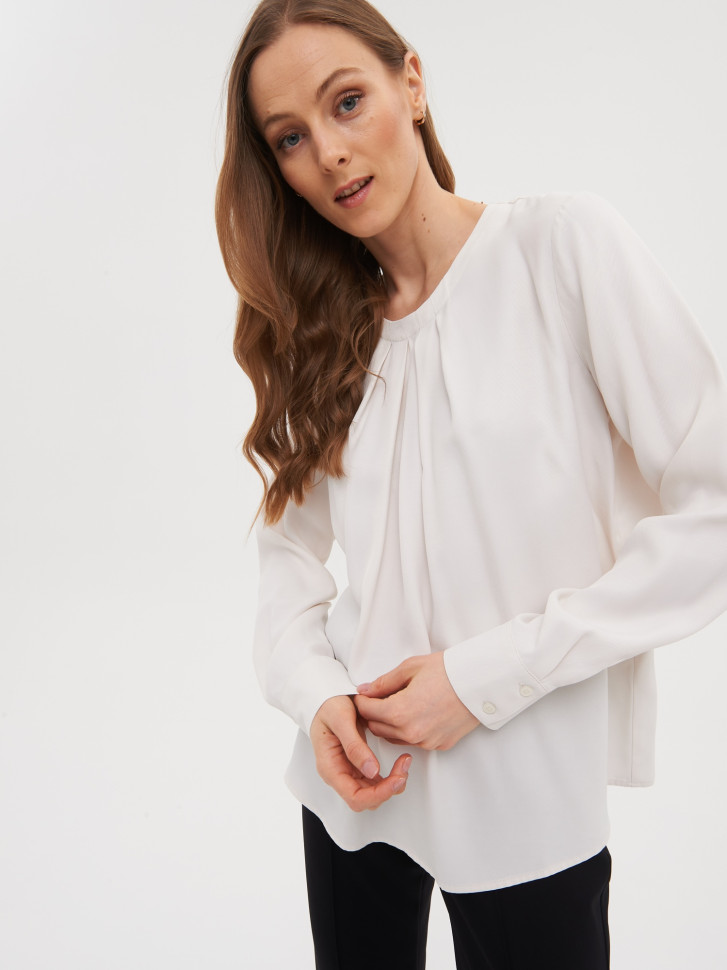 Блузка из 100% вискозы