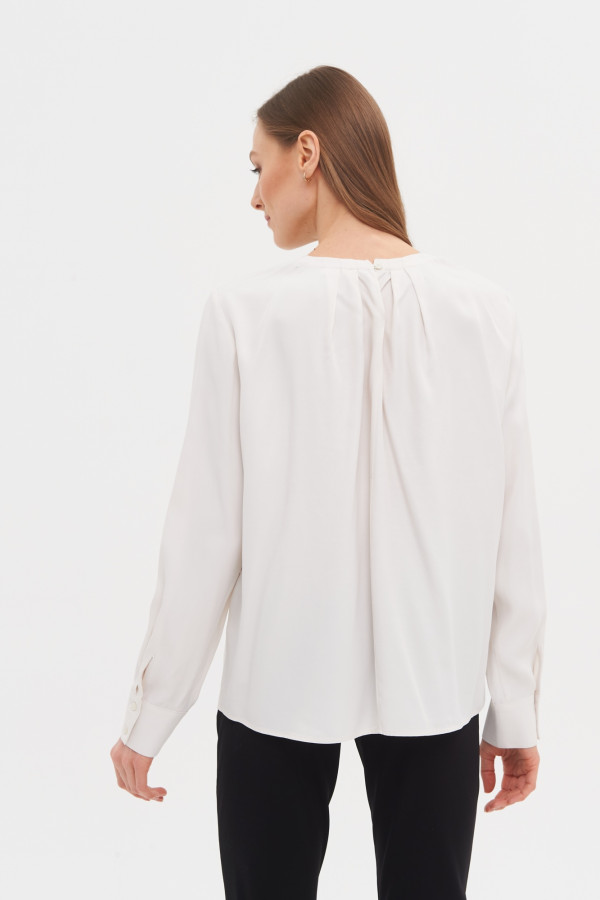 Блузка из 100% вискозы