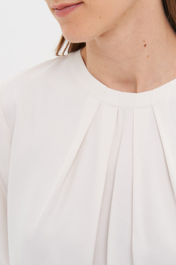 Блузка из 100% вискозы