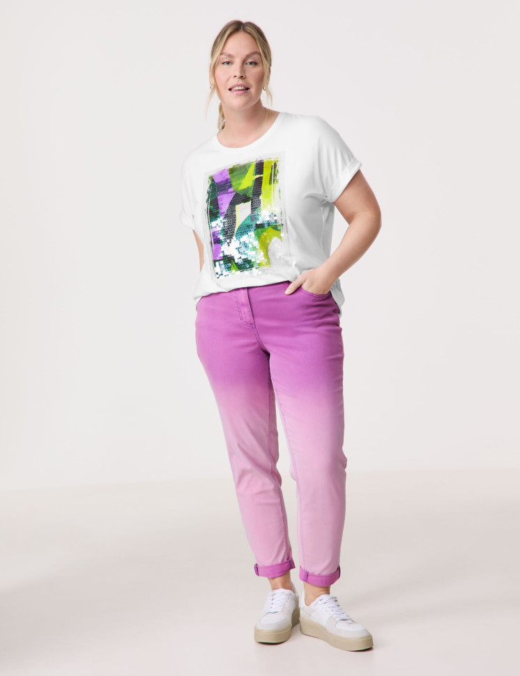 Футболка с пайетками