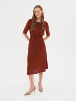 Платье миди с декоративным поясом