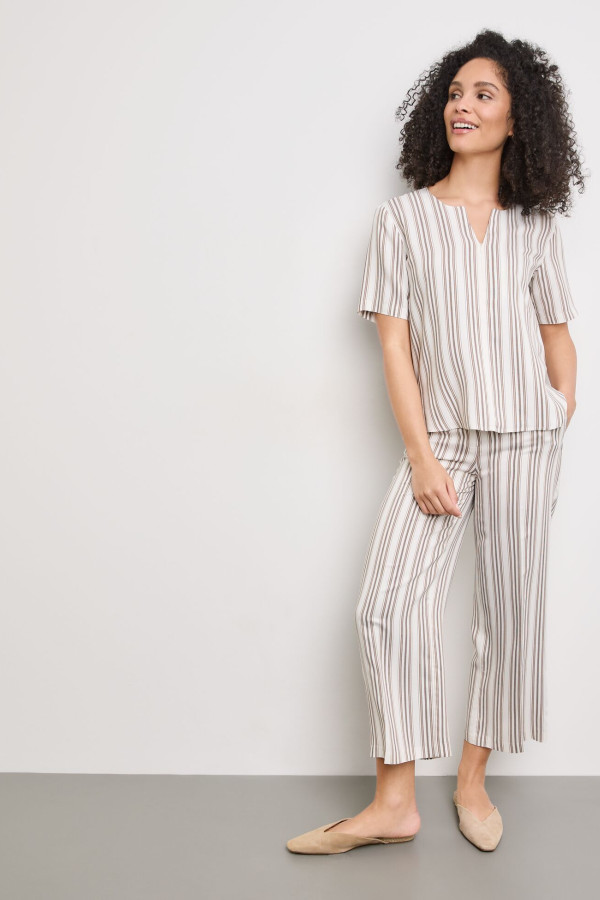 Блузка из вискозы