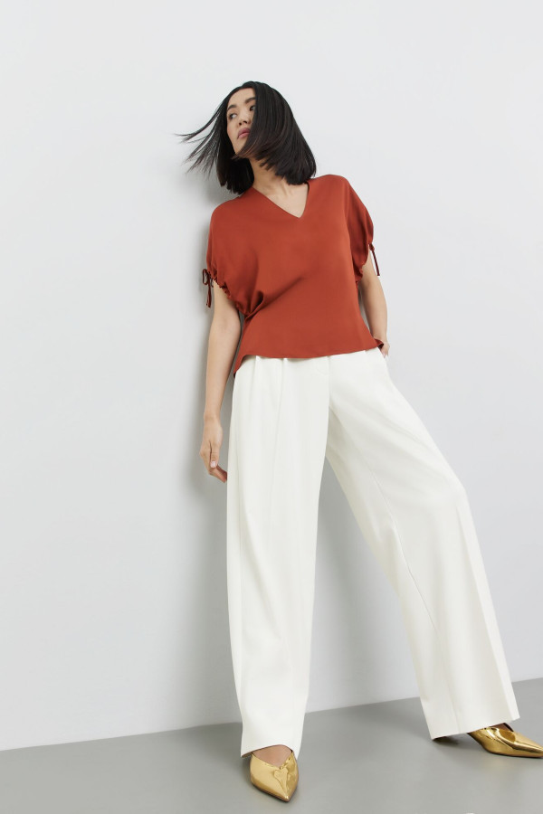 Блузка свободного кроя