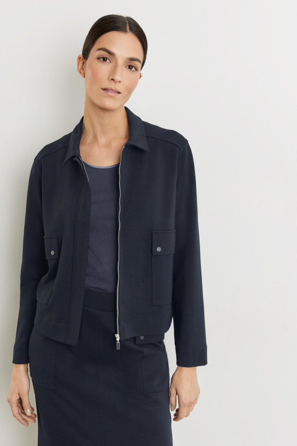 Жакет с накладными карманами