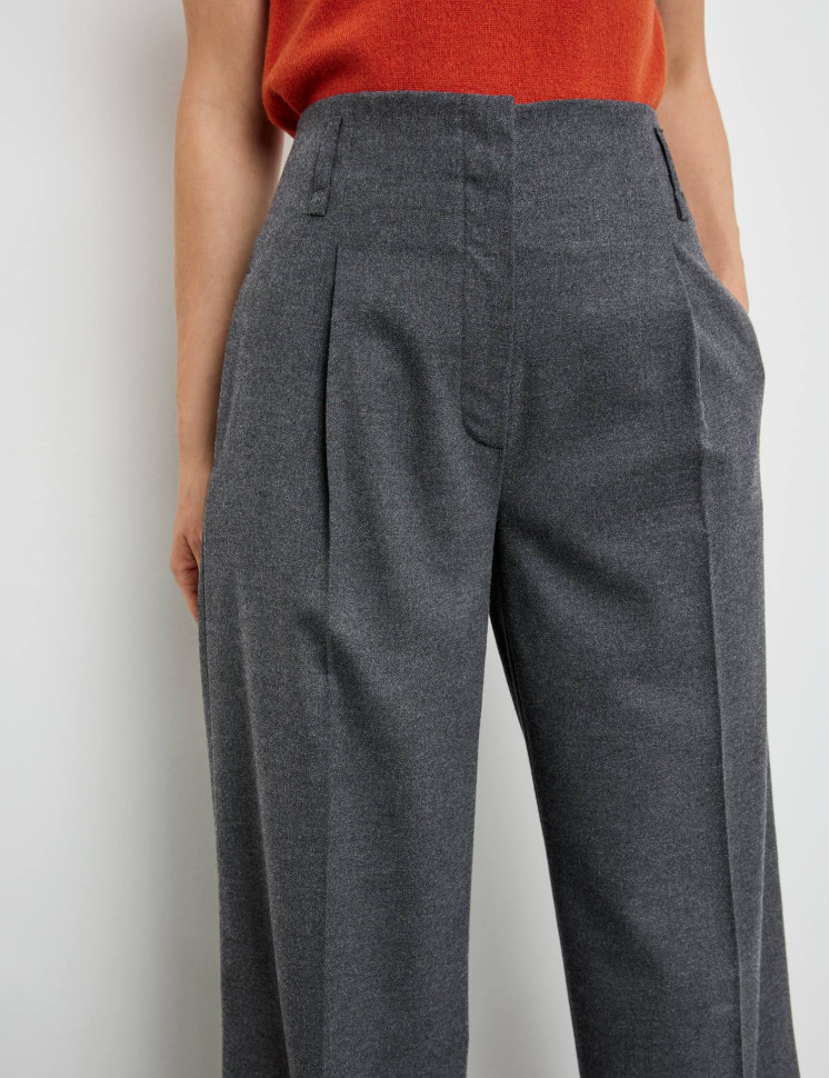 Брюки со стрелками