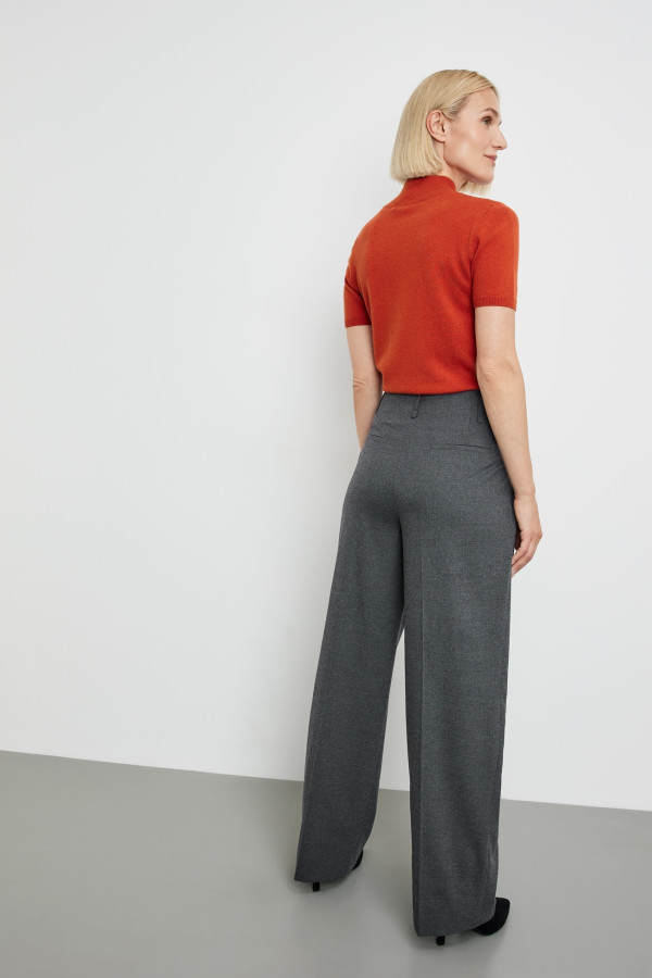 Брюки со стрелками