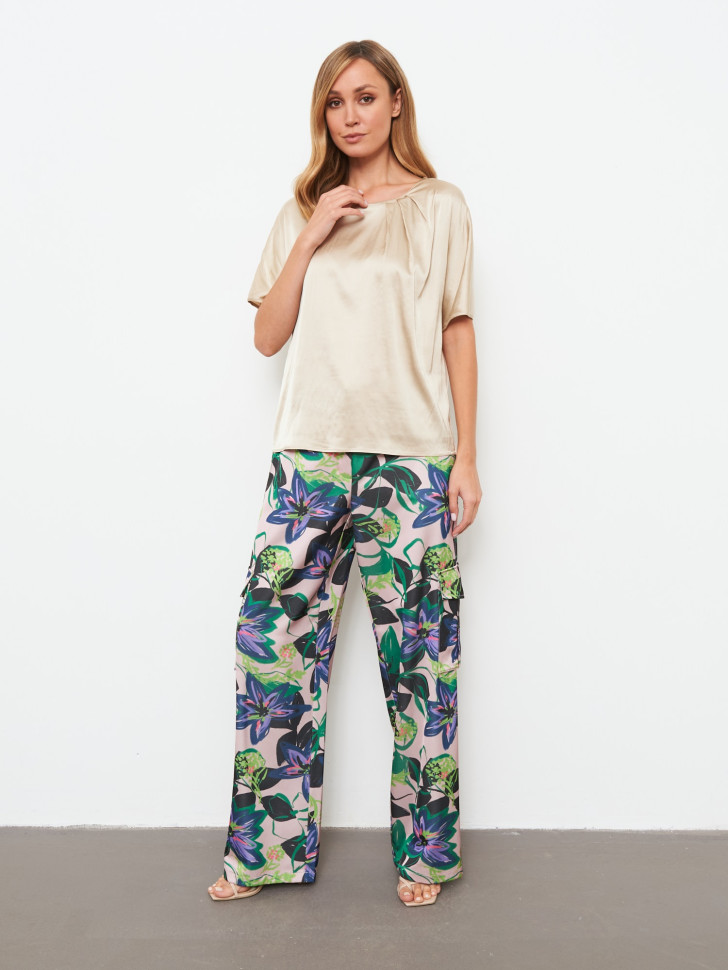 Футболка из комбинированной ткани