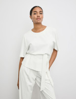 Блузка с поясом