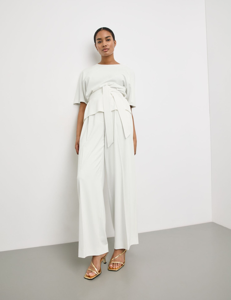 Блузка с поясом