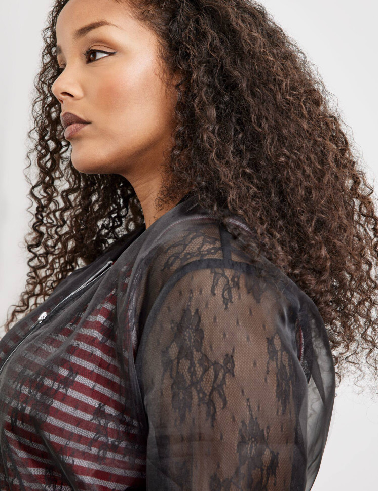 Бомбер из прозрачной ткани