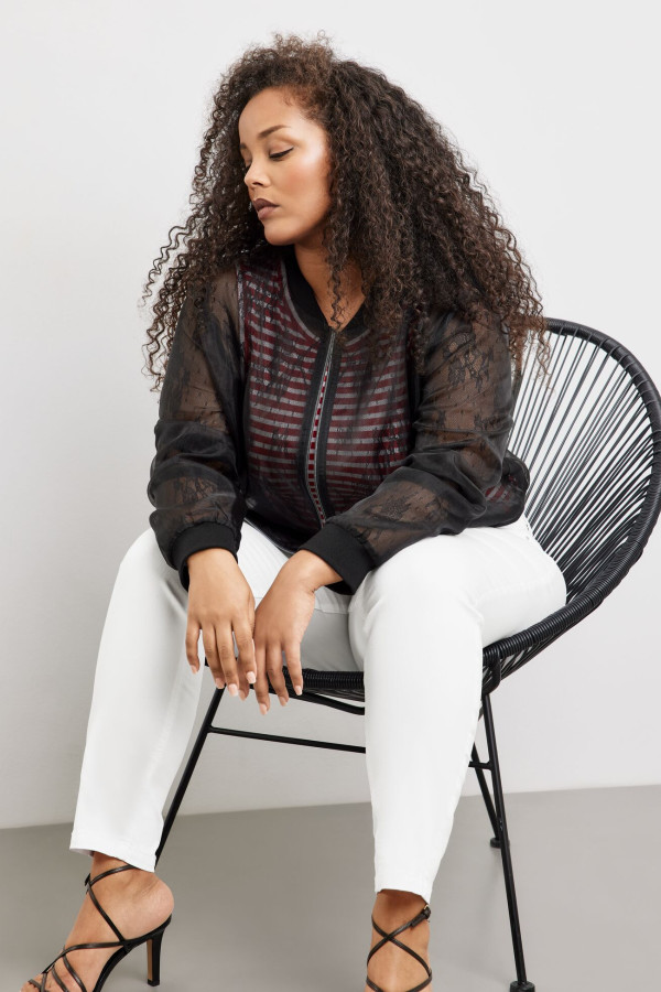 Бомбер из прозрачной ткани