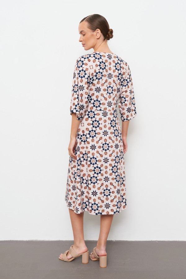 Платье-миди