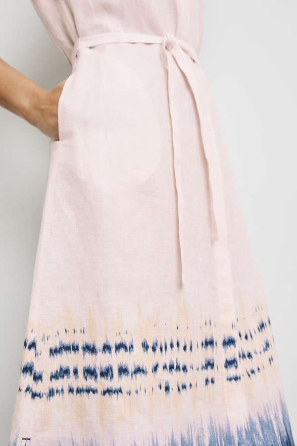 Платье изо льна