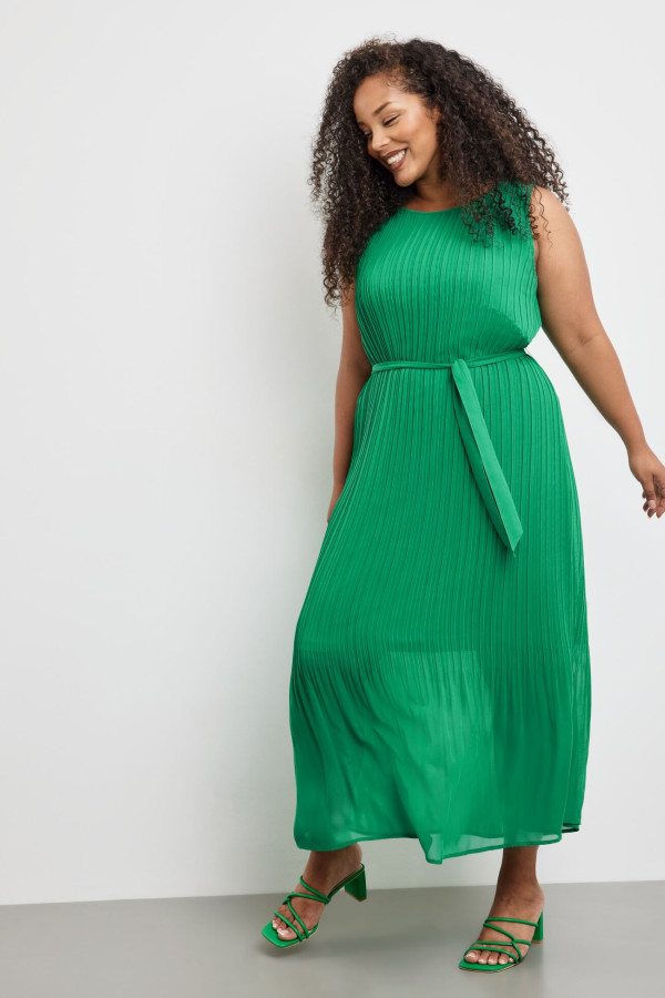 Платье плиссе