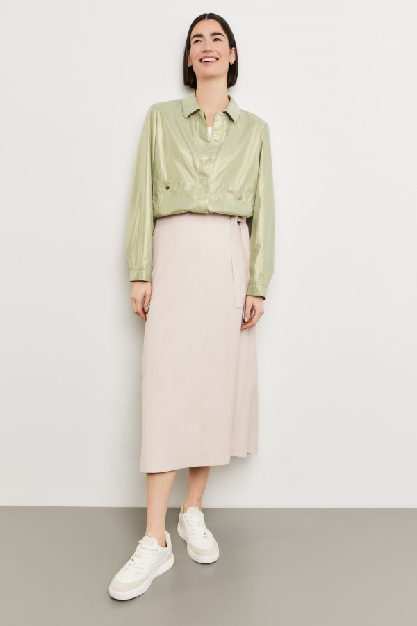 Юбка с накладными карманами