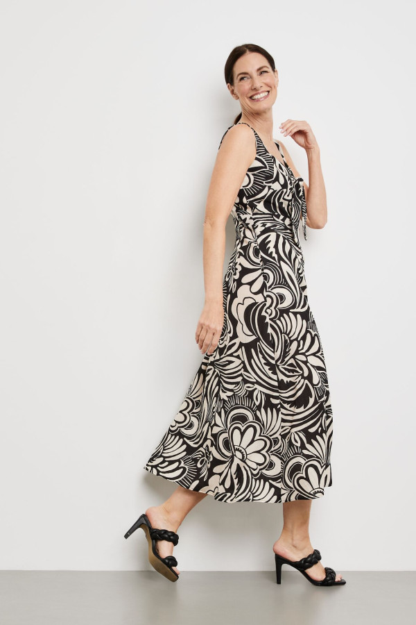 Платье с цветочным принтом