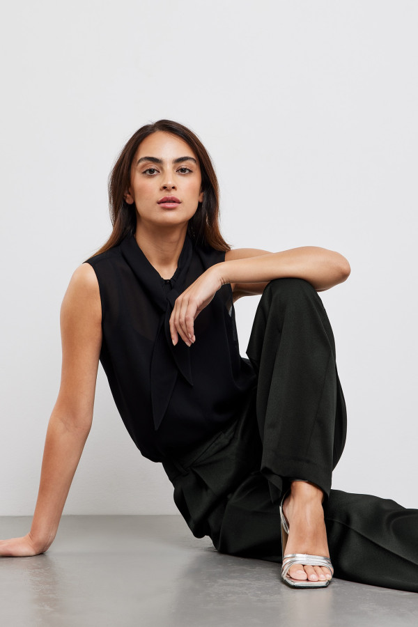 Брюки со стрелками